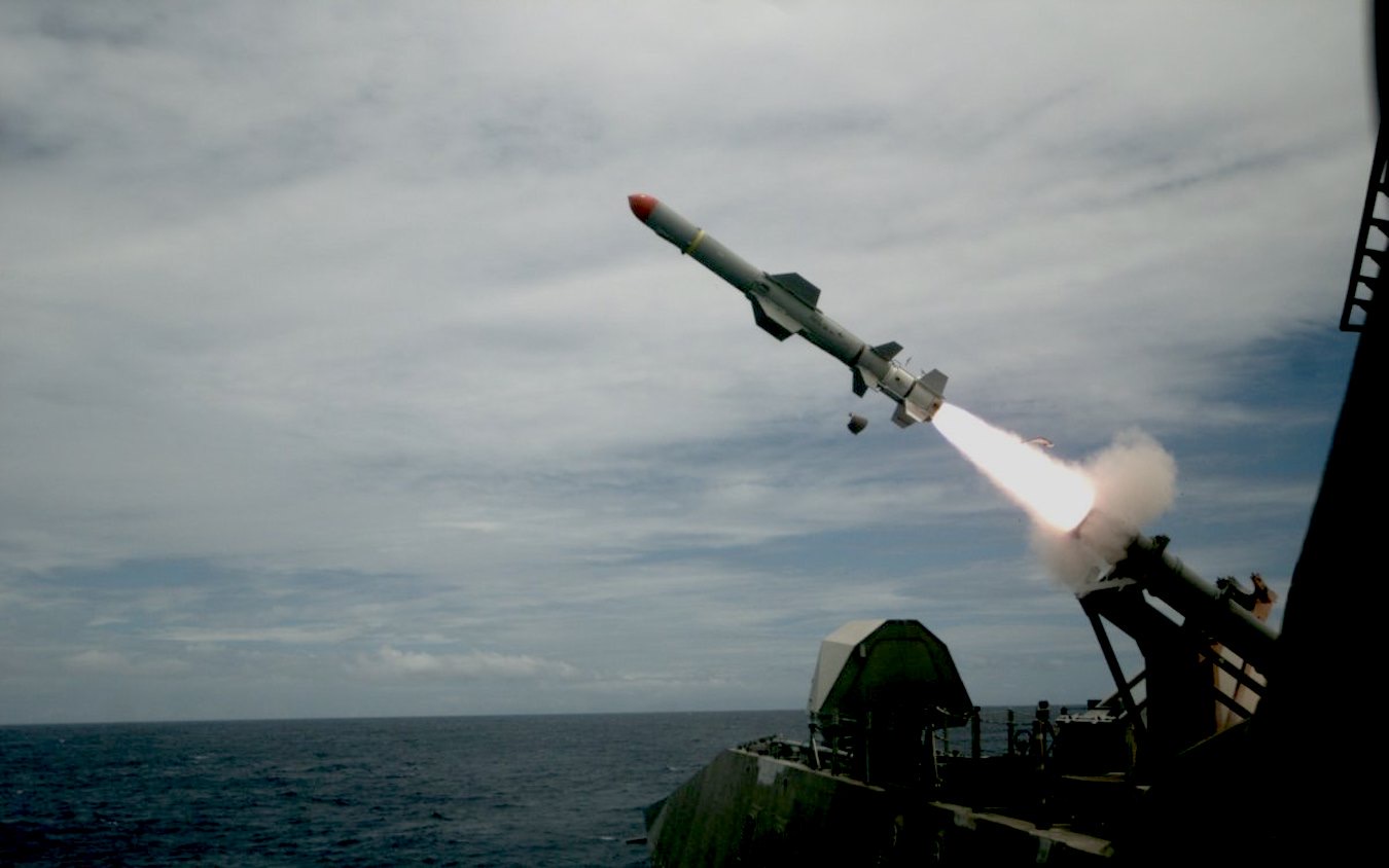 © US Navy Harpoon Missiles Système.
